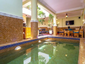 RIAD BIEN ICI
